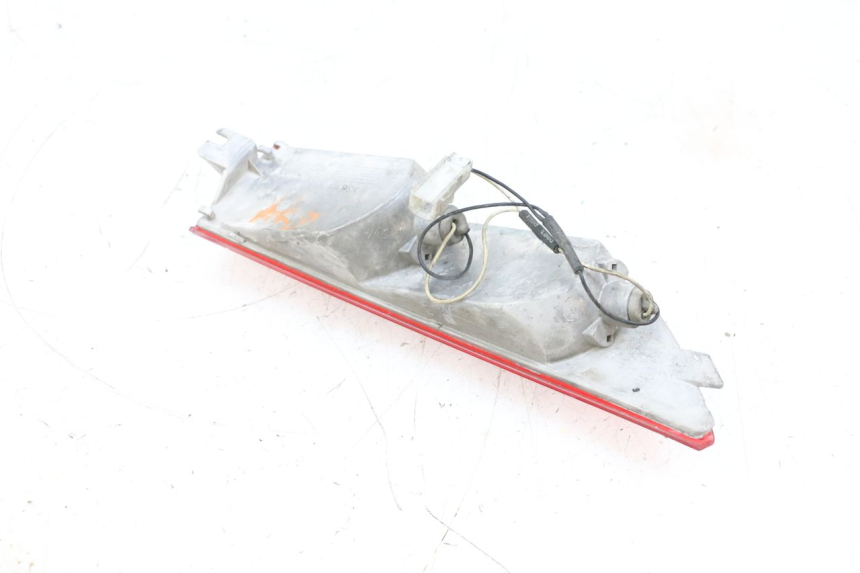 photo de ACHTERRECHTE KNIPPERLICHT PIAGGIO X8 125 (2004 - 2007) - Andere kijkhoek