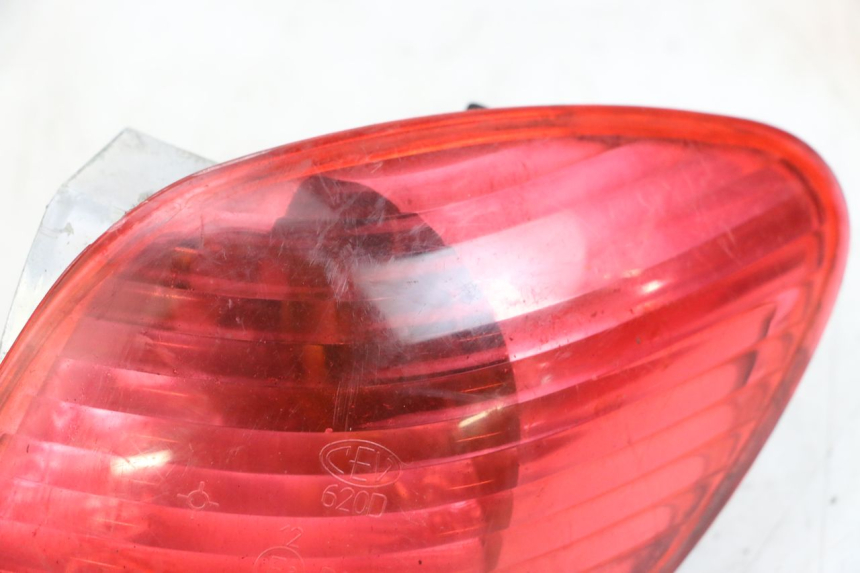 photo de ACHTERRECHTS KNIPPERLICHT PIAGGIO X9 125 (2000 - 2003) - Zoom op gebruiksstaat