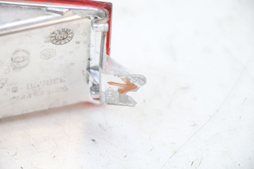 photo de ACHTERRECHTE KNIPPERLICHT PIAGGIO XEVO - X EVO 125 (2007 - 2017) - Gecontroleerd onderdeel