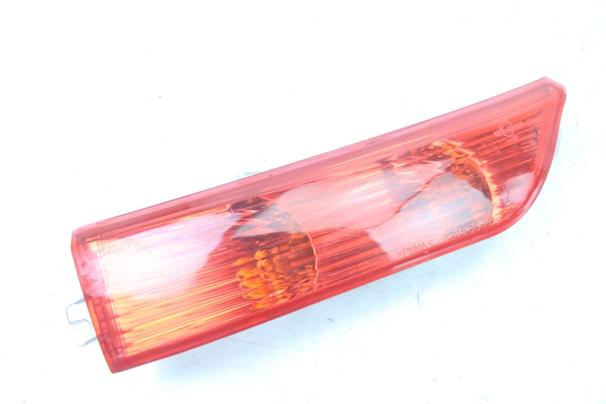 photo de ACHTERRECHTE KNIPPERLICHT PIAGGIO XEVO - X EVO 125 (2007 - 2017) - Hoofdaanzicht