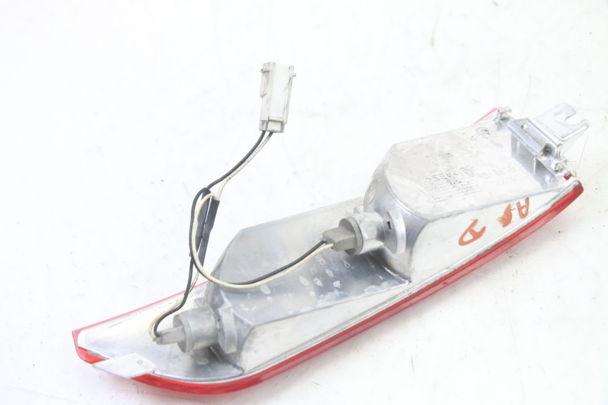 photo de ACHTERRECHTE KNIPPERLICHT PIAGGIO XEVO - X EVO 125 (2007 - 2017) - Technische close-up