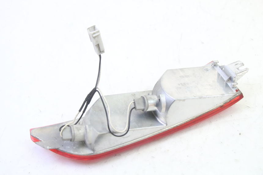 photo de ACHTERRECHTE KNIPPERLICHT PIAGGIO XEVO - X EVO 125 (2007 - 2017) - Bevestigingspunten