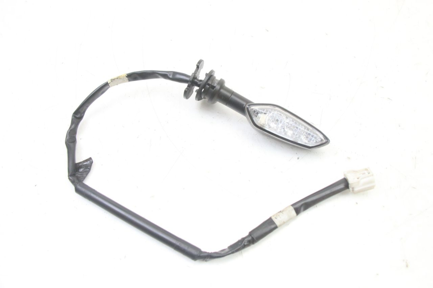 photo de ACHTERRECHTE KNIPPERLICHT YAMAHA YP T-MAX TMAX 530 (2017 - 2020) - Hoofdaanzicht