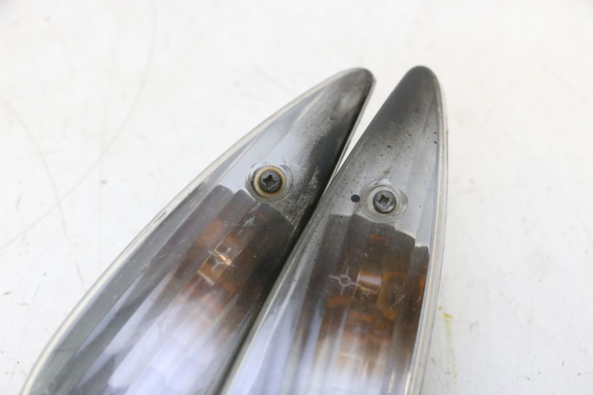 photo de ACHTERKNIPPERLICHT PEUGEOT ELYSTAR 50 (2002 - 2014) - Detail van het onderdeel