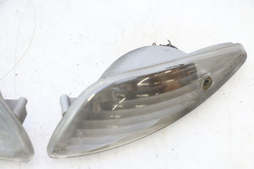 photo de ACHTERKNIPPERLICHT PEUGEOT ELYSTAR 50 (2002 - 2014) - Staat van het oppervlak