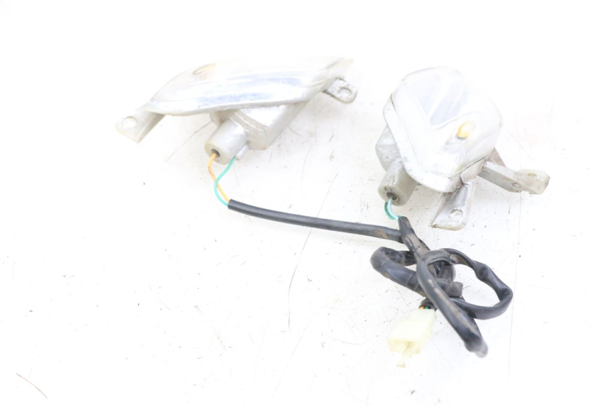 photo de ACHTERKNIPPERLICHT SYM FIDDLE 2 50 (2008 - 2013) - Gecontroleerd onderdeel