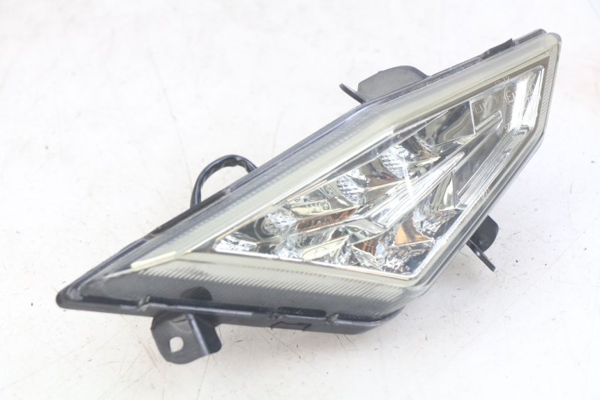 photo de ACHTERLINKS KNIPPERLICHT NECO ALEXONE 125 (2017 - 2024) - Bevestigingspunten