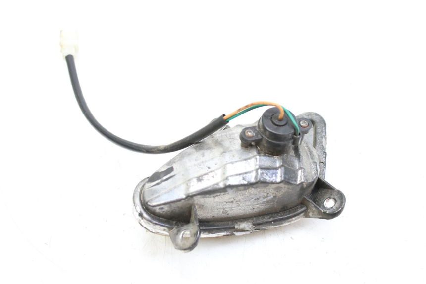 photo de ACHTERLINKER KNIPPERLICHT NECO AZZURO 4T 50 (2020 - 2023) - Zoom op gebruiksstaat