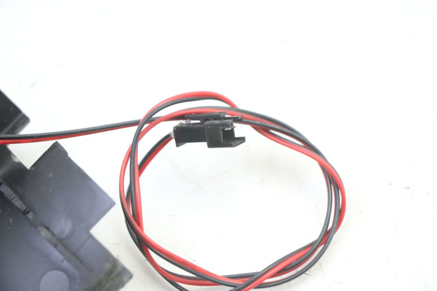 photo de ACHTERLINKS KNIPPERLICHT URBANGLIDE E-CROSS PRO 1 - Overzicht