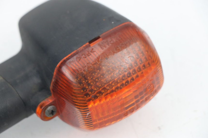 photo de ACHTERLINKS KNIPPERLICHT YAMAHA FZS FAZER 600 (1998 - 2001) - Zoom op gebruiksstaat