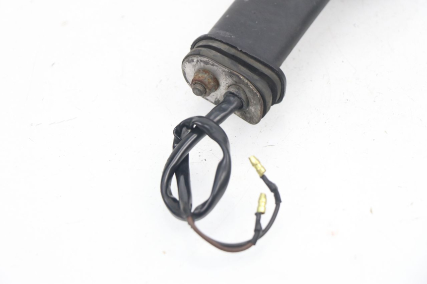 photo de ACHTERLINKS KNIPPERLICHT YAMAHA FZS FAZER 600 (1998 - 2001) - Bevestigingspunten