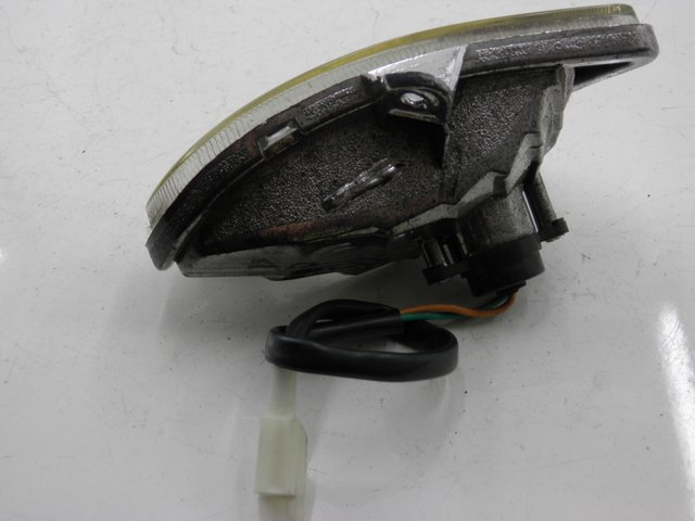 photo de ACHTERLINKS KNIPPERLICHT GOWINN DOLCE VITA 50 (2007 - 2013) - Zoom op gebruiksstaat