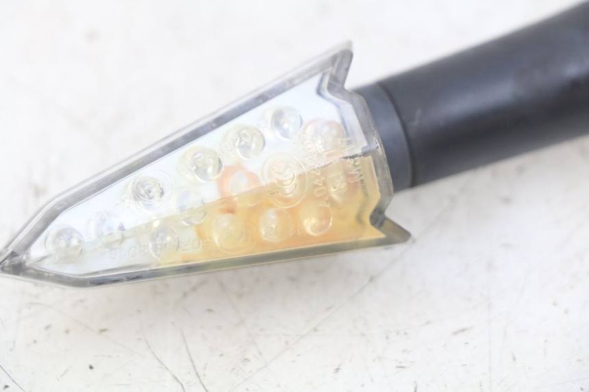 photo de ACHTERLINKS KNIPPERLICHT NECO GPX 4T 50 (2018 - 2022) - Technische close-up