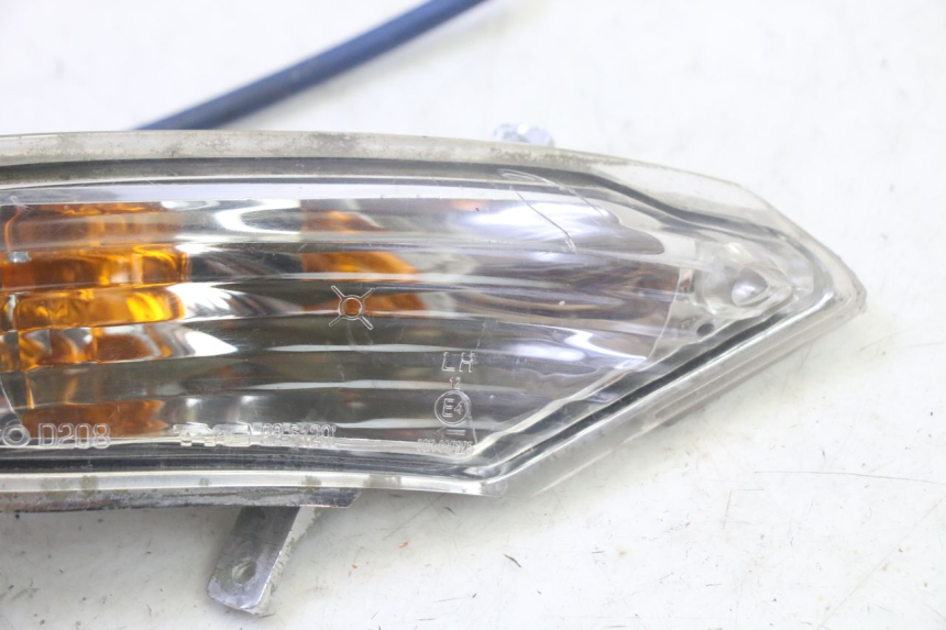 photo de ACHTERLINKS KNIPPERLICHT KYMCO GRAND DINK 125 (2002 - 2007) - Zoom op gebruiksstaat