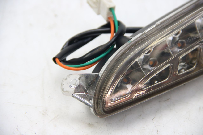 photo de ACHTERLINKS KNIPPERLICHT JM MOTORS GT LINE 4T 50 (2021 - 2023) - Zoom op gebruiksstaat