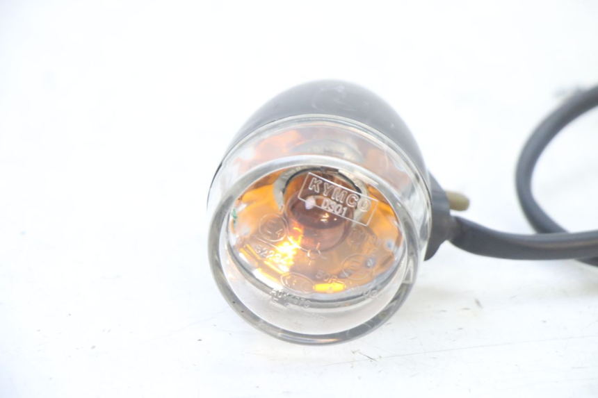 photo de ACHTERLINKS KNIPPERLICHT KYMCO AGILITY 4T 50 (2018 - 2022) - Zoom op gebruiksstaat