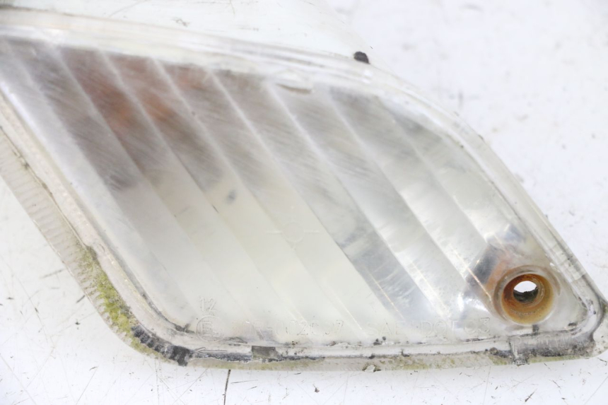 photo de ACHTERLINKS KNIPPERLICHT PIAGGIO VESPA GRANTURISMO 200 (2004 - 2005) - Markeringen en referenties