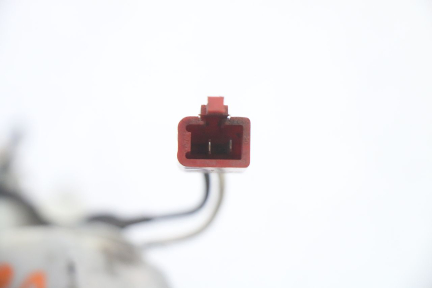 photo de ACHTERLINKER KNIPPERLICHT PIAGGIO ZIP 2T 50 (2009 - 2019) - Bevestigingspunten