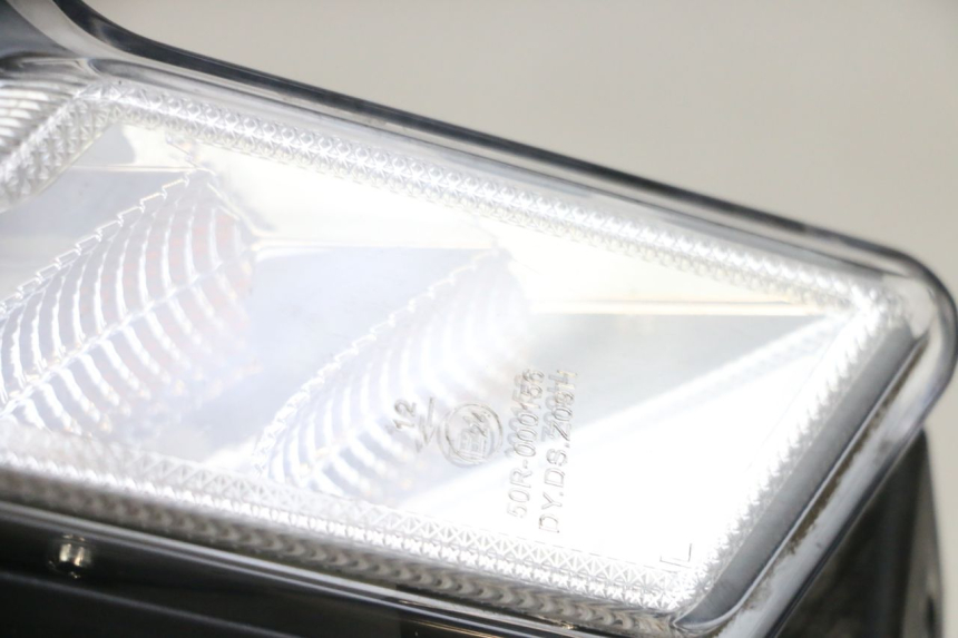 photo de ACHTERLINKS KNIPPERLICHT EFUN PUSA 1 - Detail van het onderdeel