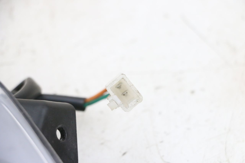 photo de ACHTERLINKS KNIPPERLICHT EFUN PUSA 1 - Staat van het oppervlak