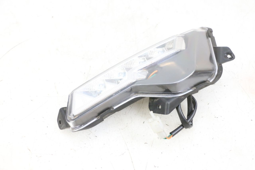 photo de ACHTERLINKS KNIPPERLICHT EFUN PUSA 1 - Gecontroleerd onderdeel