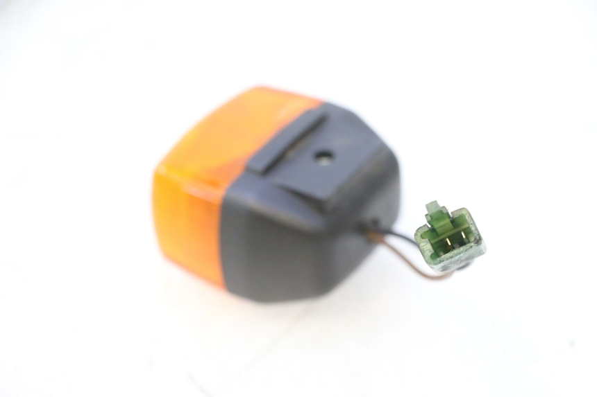 photo de LINKER ACHTERKNIPPERLICHT YAMAHA SLIDER 50 (1999 - 2004) - Detail van het onderdeel