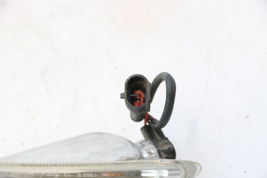 photo de ACHTERLINKS KNIPPERLICHT PIAGGIO VESPA PRIMAVERA 2T 50 (2013 - 2018) - Bevestigingspunten