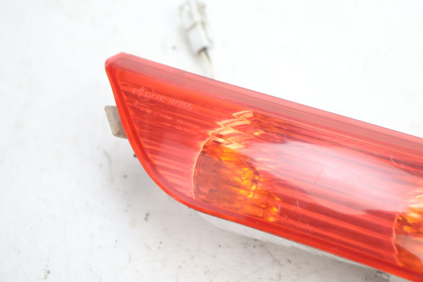 photo de LINKER ACHTERKNIPPERLICHT PIAGGIO X8 STREET 125 (2006 - 2007) - Detail van het onderdeel
