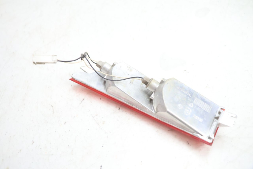 photo de LINKER ACHTERKNIPPERLICHT PIAGGIO X8 STREET 125 (2006 - 2007) - Bevestigingspunten