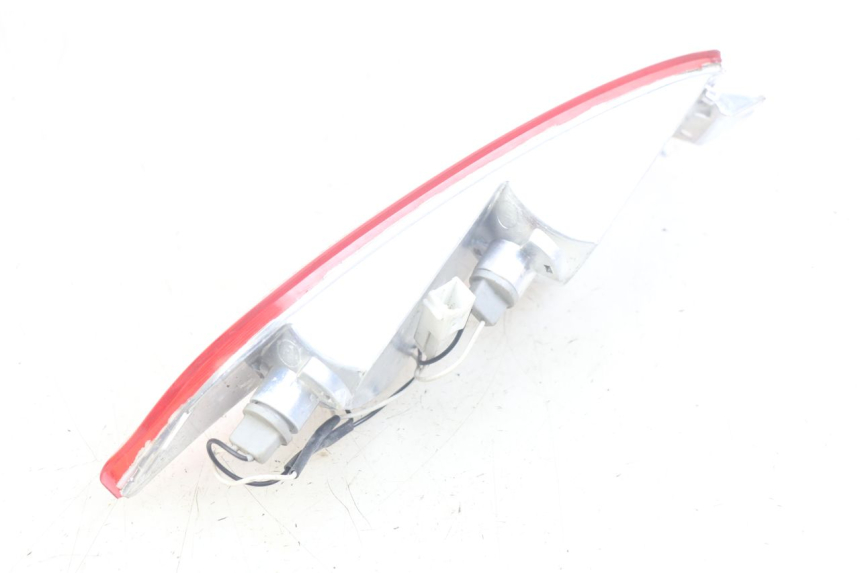 photo de ACHTERLINKS KNIPPERLICHT PIAGGIO X8 125 (2004 - 2007) - Staat van het oppervlak