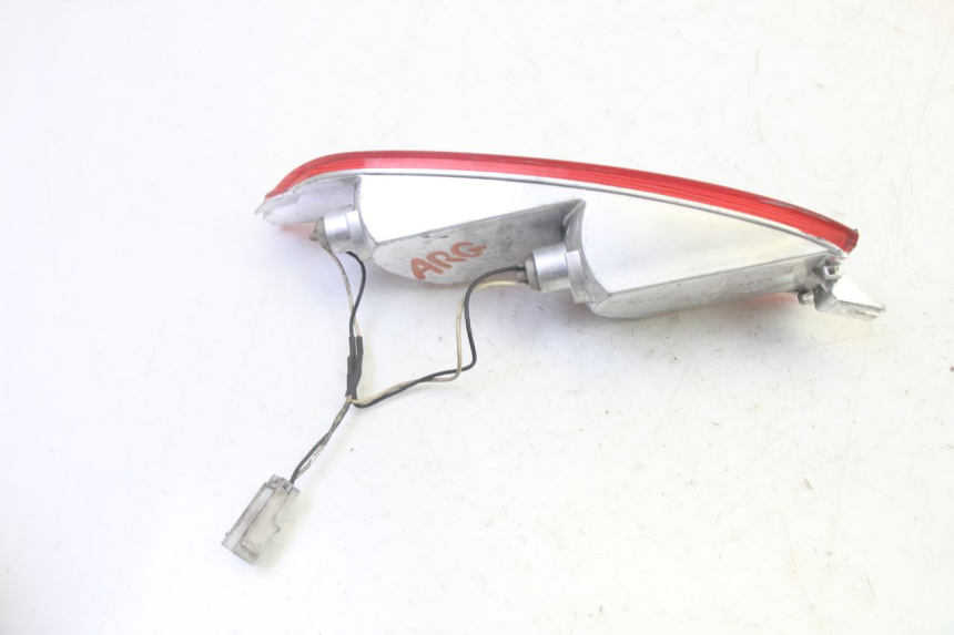 photo de ACHTERLINKS KNIPPERLICHT PIAGGIO X8 125 (2004 - 2007) - Bevestigingspunten