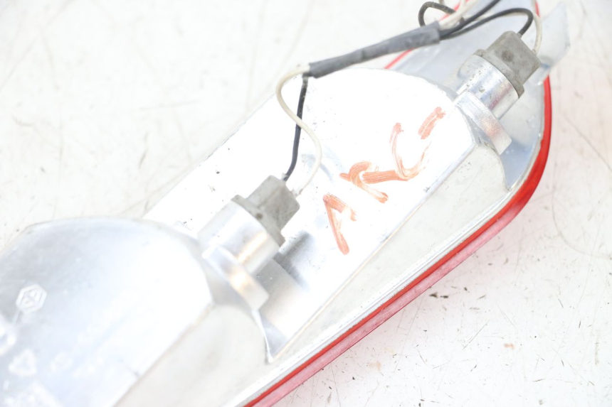 photo de ACHTERLINKS KNIPPERLICHT PIAGGIO X8 125 (2004 - 2007) - Technische close-up