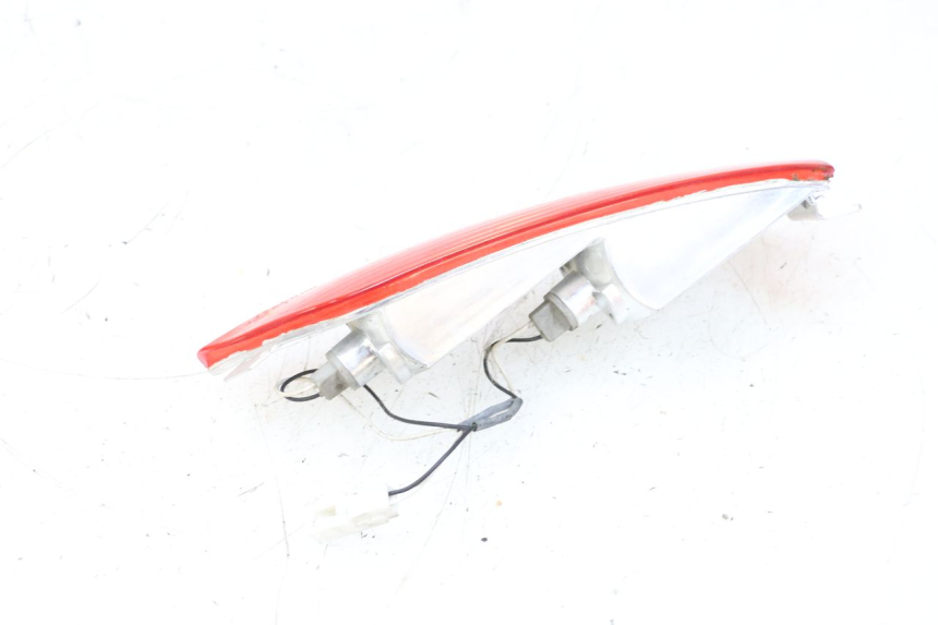 photo de ACHTERLINKS KNIPPERLICHT PIAGGIO X8 125 (2004 - 2007) - Staat van het oppervlak