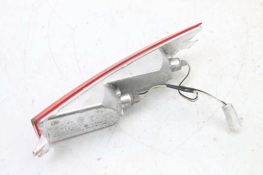 photo de ACHTERLINKS KNIPPERLICHT PIAGGIO XEVO - X EVO 125 (2007 - 2017) - Technische close-up