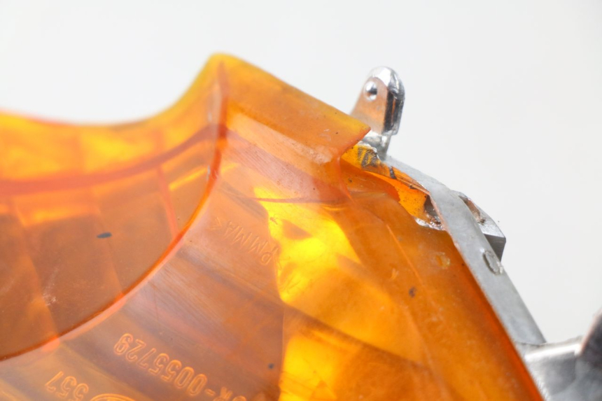 photo de ACHTERLINKS KNIPPERLICHT HONDA XLV VARADERO 125 (2000 - 2006) - Zoom op gebruiksstaat