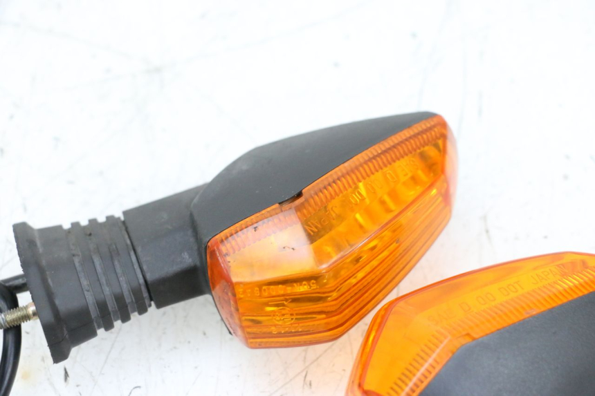 photo de ACHTERKNIPPERLICHT SUZUKI GSXR GSX-R 1000 (2003 - 2004) - Gecontroleerd onderdeel