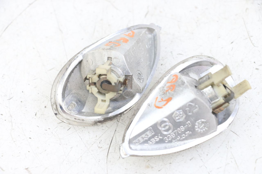 photo de ACHTERKNIPPERLICHT PIAGGIO LIBERTY 125 (2009 - 2013) - Detail van het onderdeel