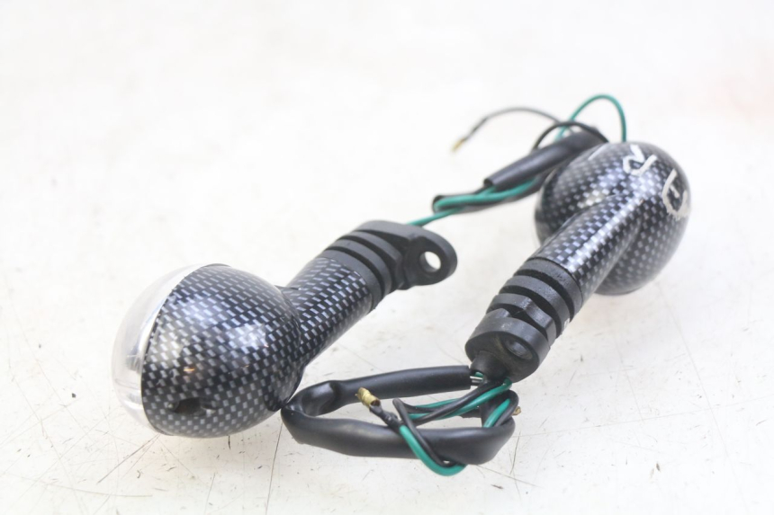 photo de ACHTERKNIPPERLICHT PEUGEOT LUDIX 50 (2008 - 2017) - Zoom op gebruiksstaat