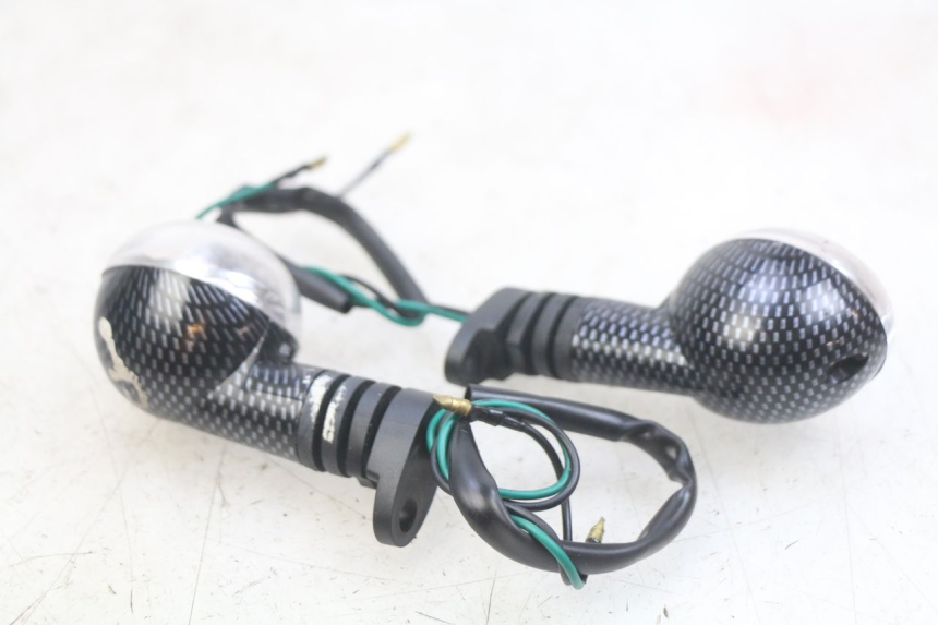 photo de ACHTERKNIPPERLICHT PEUGEOT LUDIX 50 (2008 - 2017) - Staat van het oppervlak