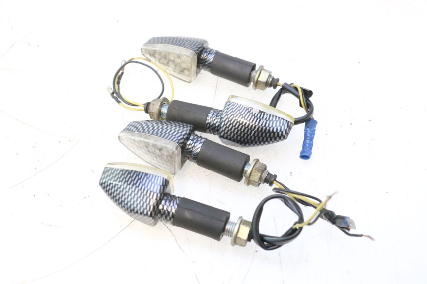 photo de ACHTERKNIPPERLICHT PEUGEOT LUDIX SNAKE 2T 50 (2004 - 2014) - Zoom op gebruiksstaat