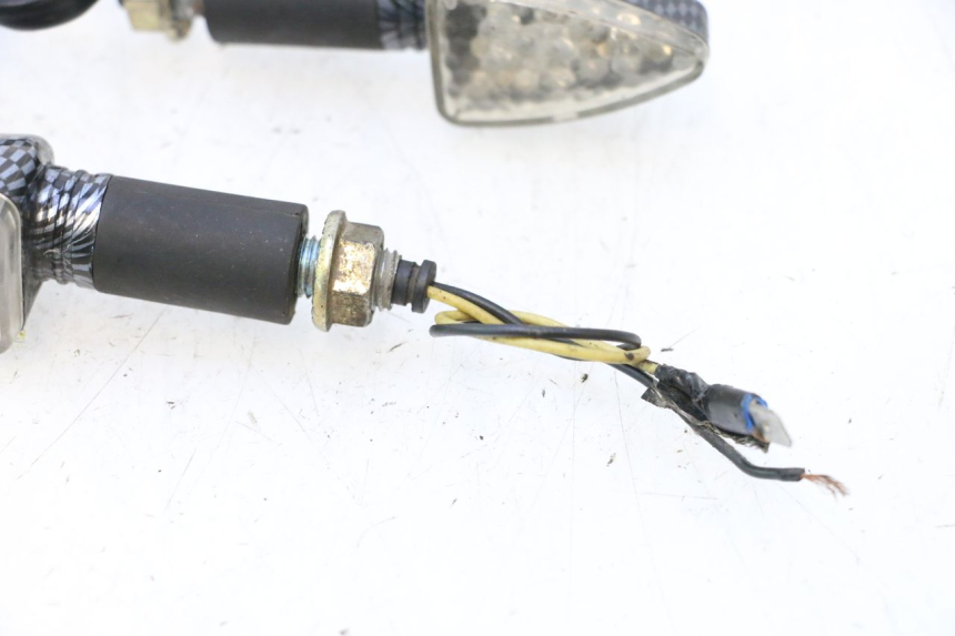 photo de ACHTERKNIPPERLICHT PEUGEOT LUDIX SNAKE 2T 50 (2004 - 2014) - Gecontroleerd onderdeel