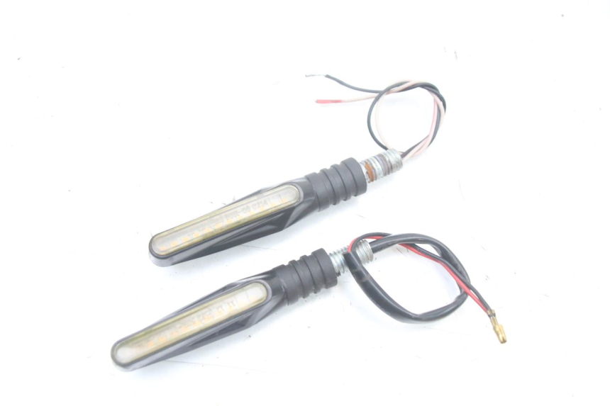 photo de ACHTERKNIPPERLICHT MBK X-LIMIT XLIMIT 50 (2007 - 2012) - Zoom op gebruiksstaat