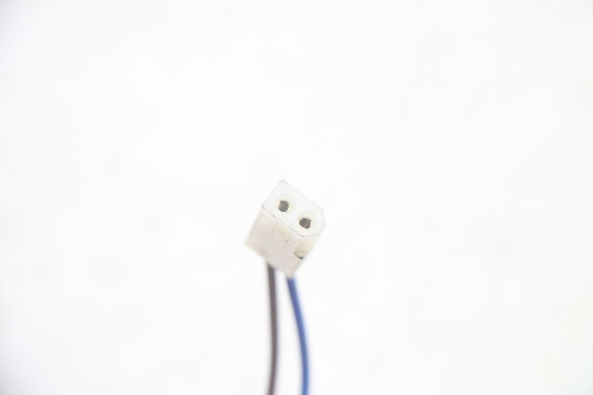 photo de ACHTERKNIPPERLICHT PIAGGIO MP3 500 (2016 - 2018) - Bevestigingspunten