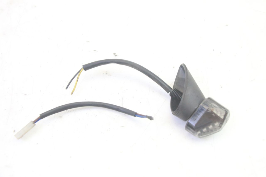 photo de ACHTERKNIPPERLICHT PIAGGIO MP3 500 (2016 - 2018) - Staat van het oppervlak