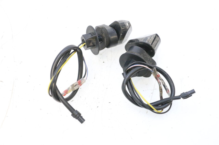 photo de ACHTERKNIPPERLICHT PIAGGIO MP3 RL 250 (2006 - 2010) - Detail van het onderdeel