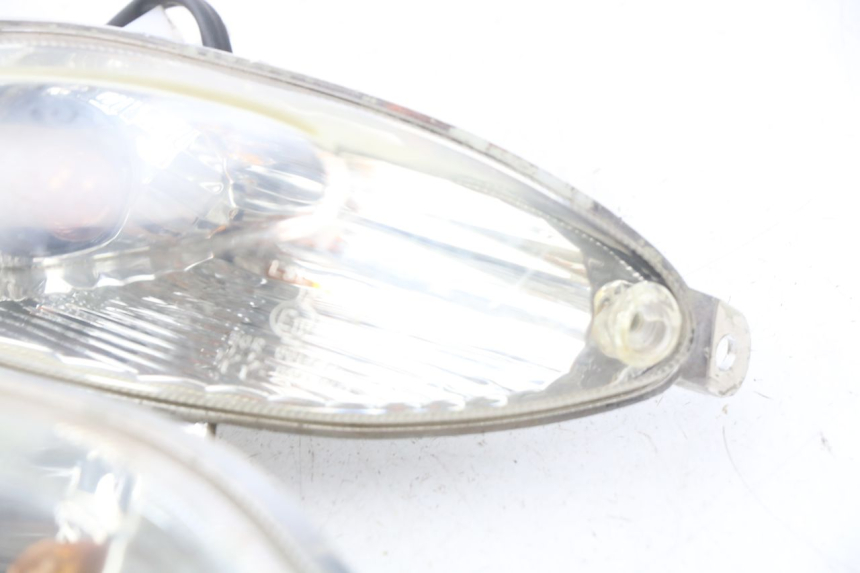 photo de ACHTERKNIPPERLICHT DAELIM S4 50 (2010 - 2015) - Markeringen en referenties