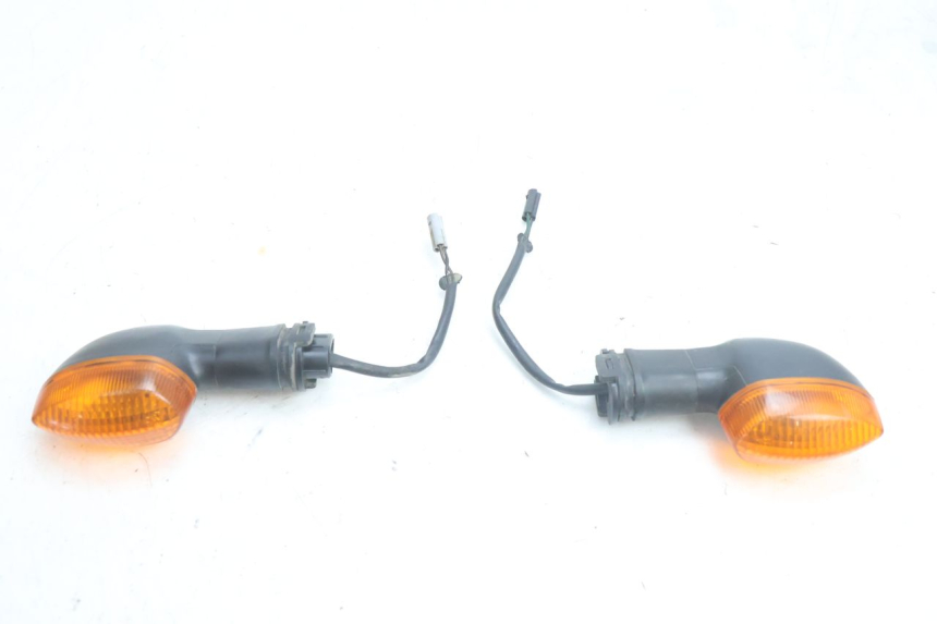 photo de ACHTERKNIPPERLICHT YAMAHA TDM ABS 900 (2002 - 2014) - Hoofdaanzicht