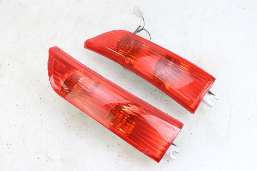 photo de ACHTERKNIPPERLICHT PIAGGIO XEVO - X EVO 125 (2007 - 2017) - Hoofdaanzicht