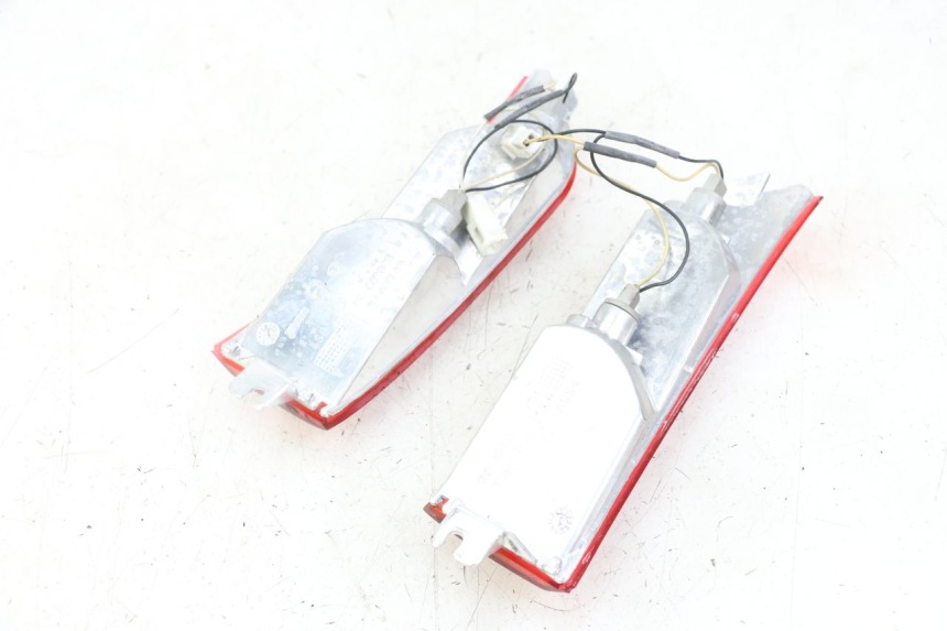 photo de ACHTERKNIPPERLICHT PIAGGIO XEVO - X EVO 125 (2007 - 2017) - Technische close-up