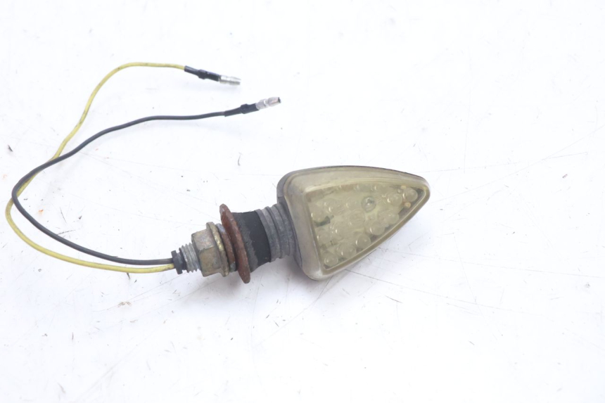 photo de ACHTERKNIPPERLICHT YAMAHA XJR 1300 (1998 - 2002) - Andere kijkhoek